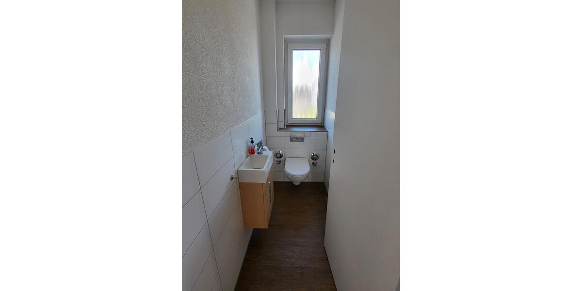 Etagenwohnung Tamm - 3.5 Zimmer, 90 m&sup2;, 1.350&euro; | Angebot:26339962