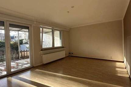 Wohnung Mönchengladbach Stadtmitte - 4 Zimmer, 85 m&sup2;, 950&euro; | Angebot:24823597