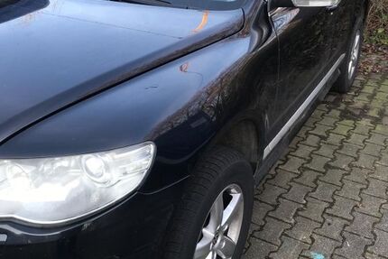 VW Touareg 338.000 km 3.990 &euro; Kassel 34123