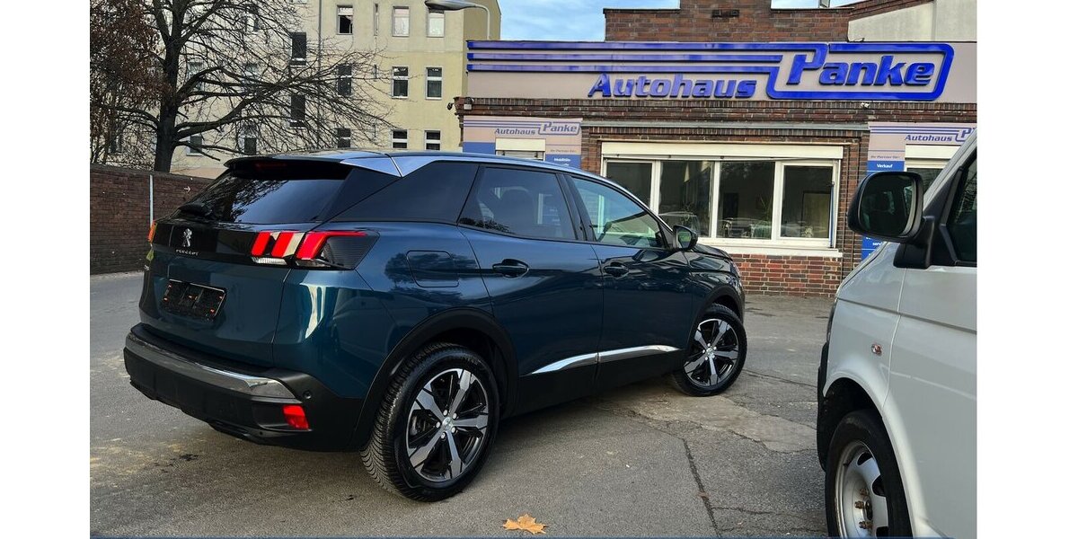 Peugeot 3008 1.2 PureTech 130 Allure Pack EAT8*LED* 24.000 km 21.990 &euro; Berlin 13187