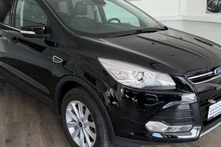 Ford Kuga 144.677 km 11.800 &euro; Baunatal 34225