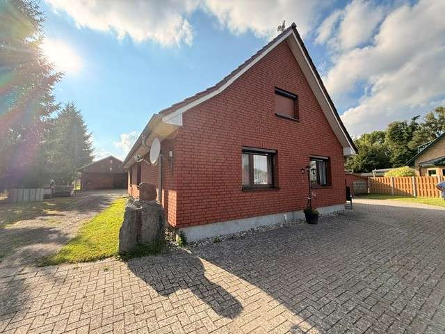 Einfamilienhaus Lützow - 6 Zimmer, 107 m&sup2;, 190.000&euro; | Angebot:27347793