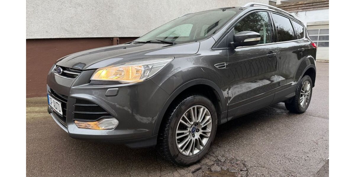 Ford Kuga 170.000 km 7.490 &euro; Neu-Ulm (Pfuhl) 89233
