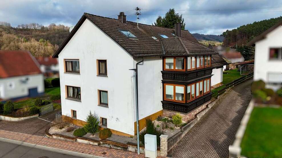 Haus zum Kaufen in Eppenbrunn 299.000 € 300 m²