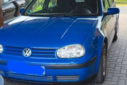 VW Golf 334.000 km 700 &euro; Bergen 29303