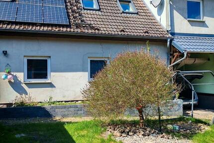 Haus Fehrbellin - 9 Zimmer, 220 m&sup2;, 330.000&euro; | Angebot:26933020