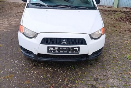 Mitsubishi Colt 130.000 km 2.700 &euro; Ockenheim 55437