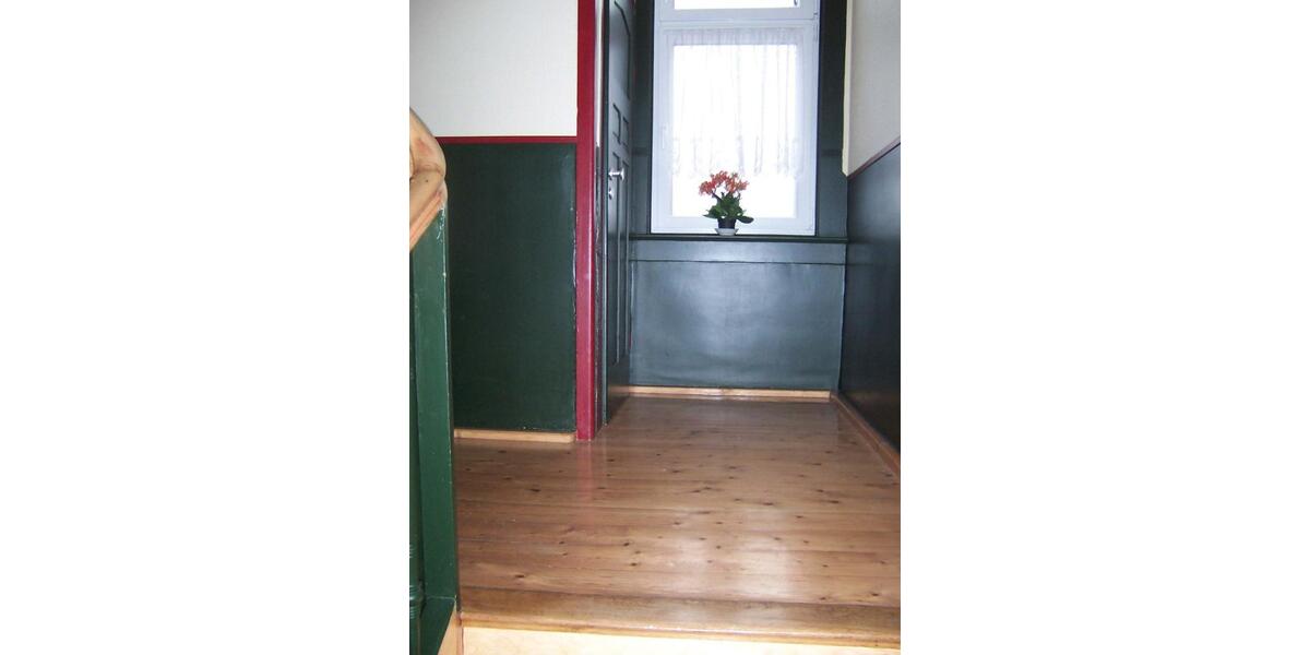 Etagenwohnung Waltershausen - 1 Zimmer, 40 m&sup2;, 300&euro; | Angebot:24794131