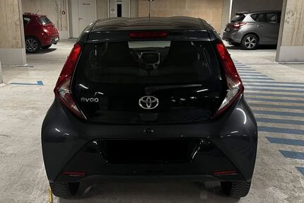 Toyota Aygo (X) 44.100 km 10.500 &euro; München 81248