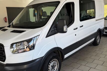 Ford Transit 98.000 km 13.950 &euro; Detmold 32756