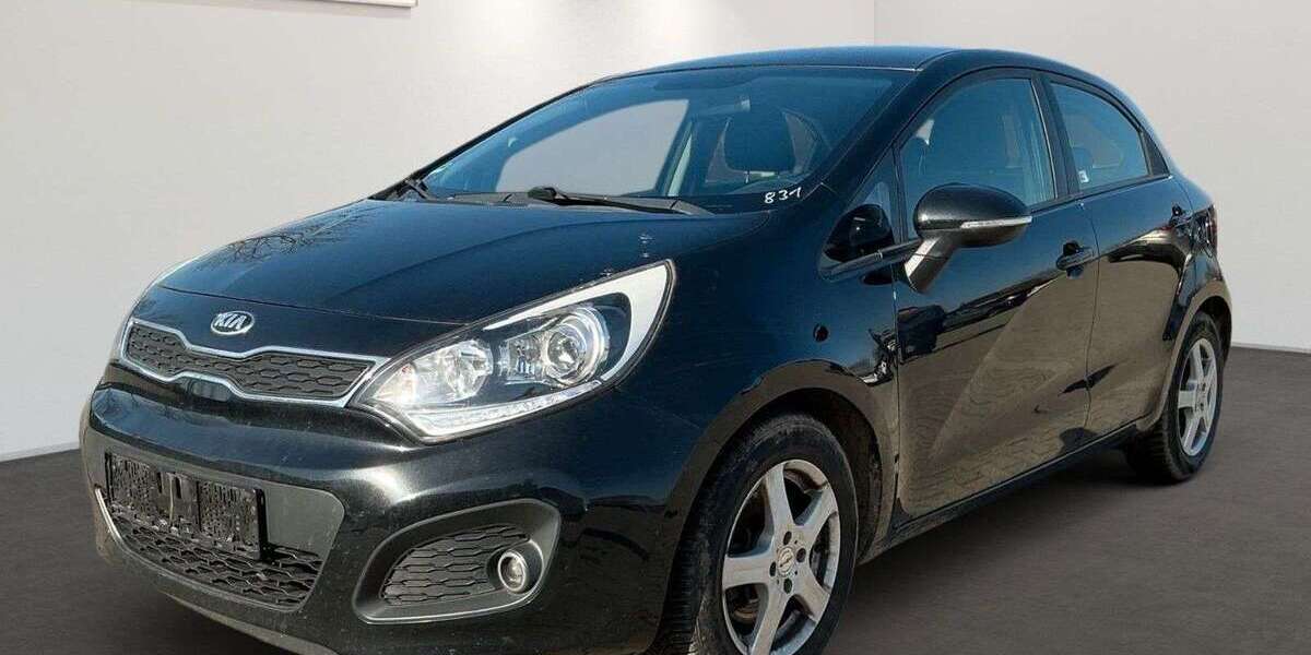 Kia Rio 109.863 km 5.799 &euro; Sandersdorf-Brehna 06796