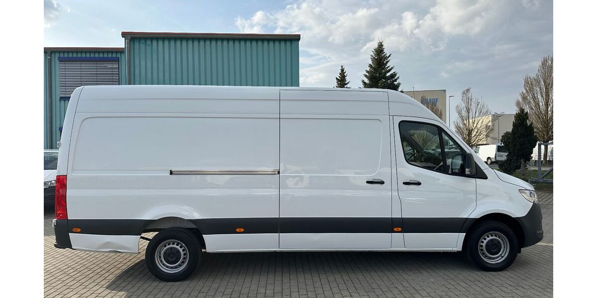 Mercedes-Benz Sprinter 99.990 km 28.790 &euro; Iphofen 97346