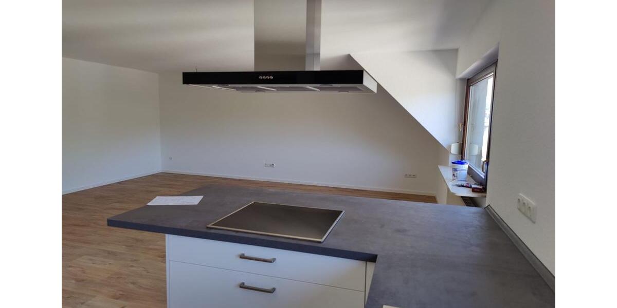 Dachgeschoßwohnung Briedel - 1 Zimmer, 120 m&sup2;, 720&euro; | Angebot:26099019