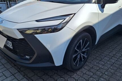 Toyota C-HR 13.500 km 33.500 &euro; Wertheim 97877