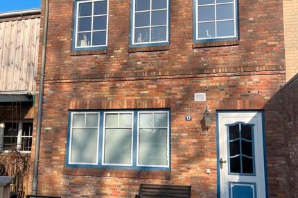 EinZimmerwohnung zu vermieten in Husum Zentrum