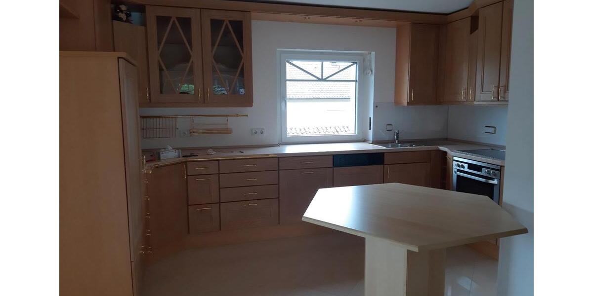 Etagenwohnung Amberg - 4 Zimmer, 117 m&sup2;, 1.350&euro; | Angebot:26692038