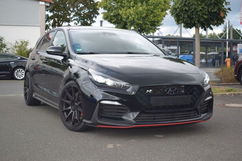 i30