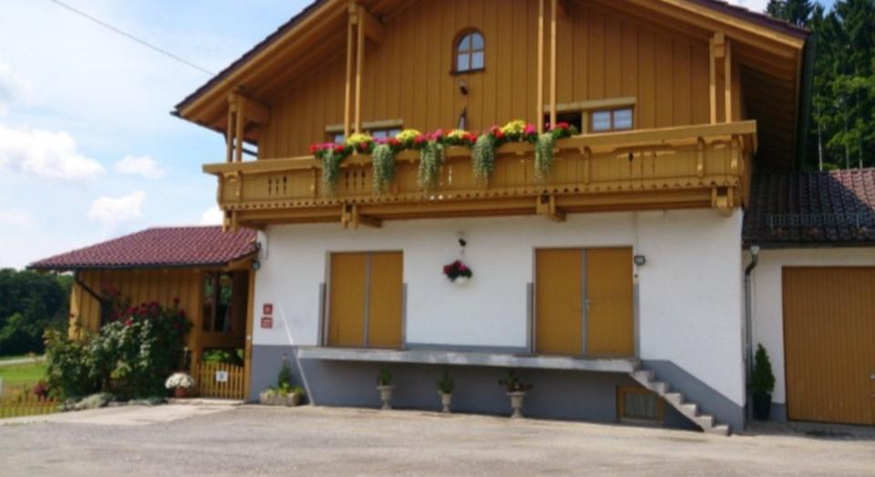 GewerbeeinheitLager (120qm) mit Laderampe zu vermieten zimmer