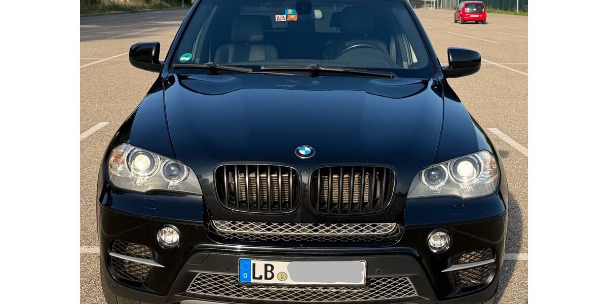 BMW X5 270.000 km 11.500 &euro; Stuttgart 70439
