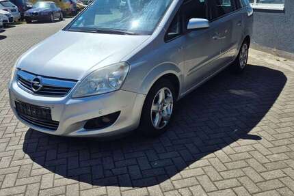 Opel Zafira 205.120 km 2.499 &euro; Lahr 77933
