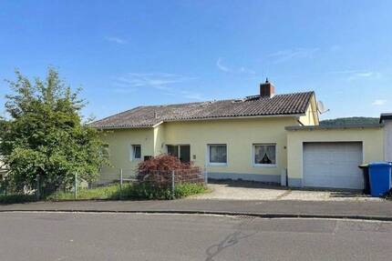 Haus Lollar - 7 Zimmer, 255 m&sup2;, 498.000&euro; | Angebot:26358908