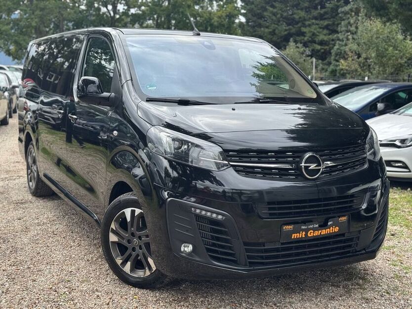 Zafira Life