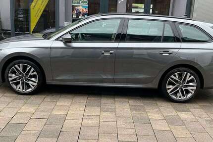 Skoda Octavia 4.025 km 34.950 € Schmallenberg 57392