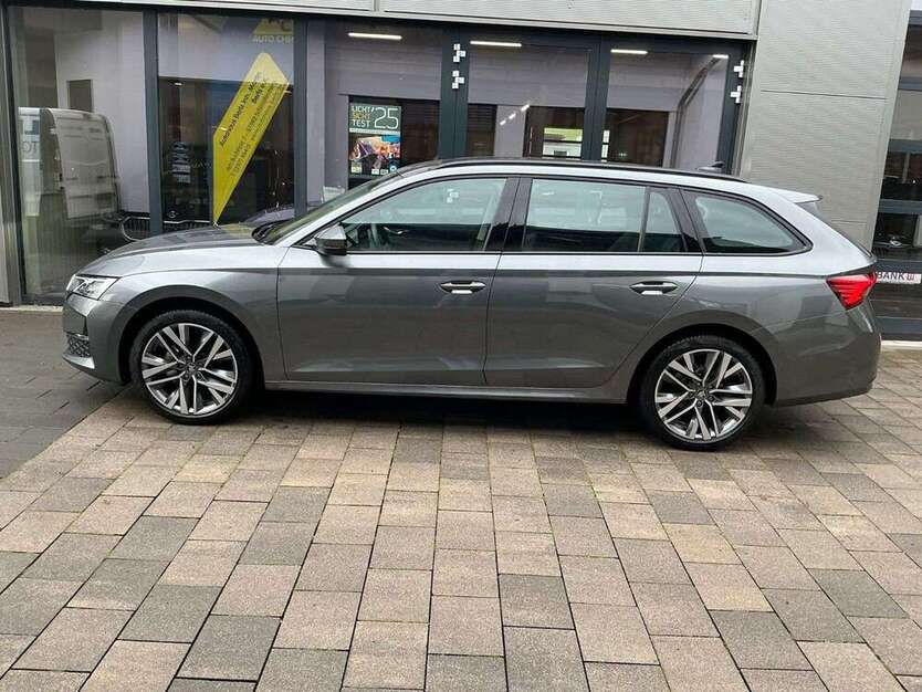 Skoda Octavia 4.025 km 34.950 € Schmallenberg 57392