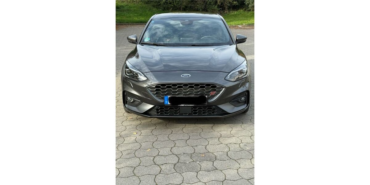 Ford Focus 48.000 km 23.700 &euro; Ludwigsburg 71642