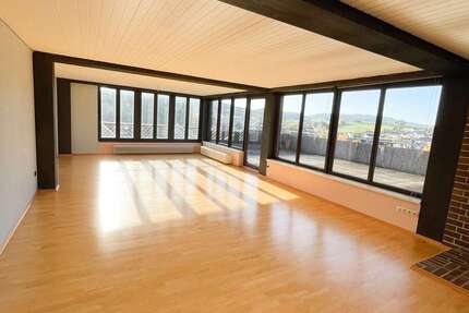 Wohnung zum Mieten in Waldmünchen 690 € 130 m² 2 zimmer
