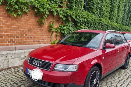 Audi A4 355.000 km 1.450 &euro; Saalfeld 07318