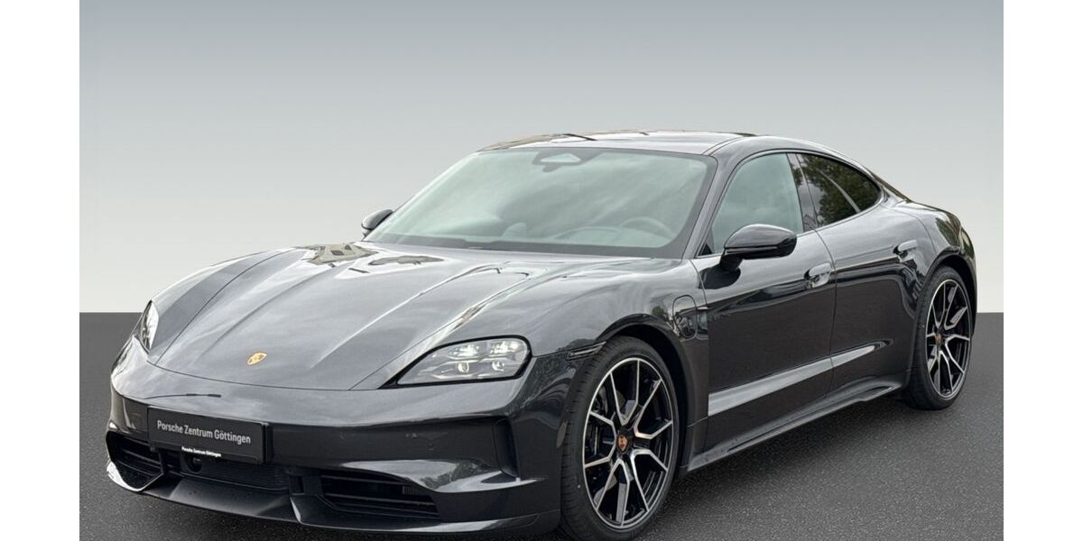 Porsche Taycan 9.900 km 151.409 &euro; Göttingen 37077