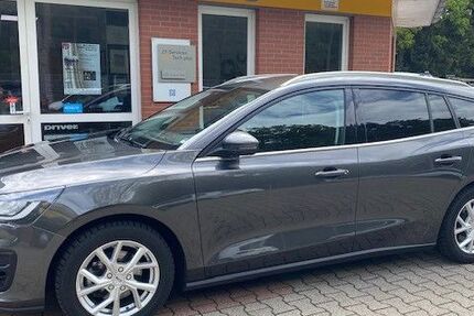 Ford Focus 53.000 km 23.500 &euro; Haselünne 49740