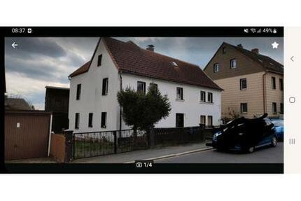 Haus Marktredwitz - 6 Zimmer, 150 m&sup2;, 130.000&euro; | Angebot:26830245