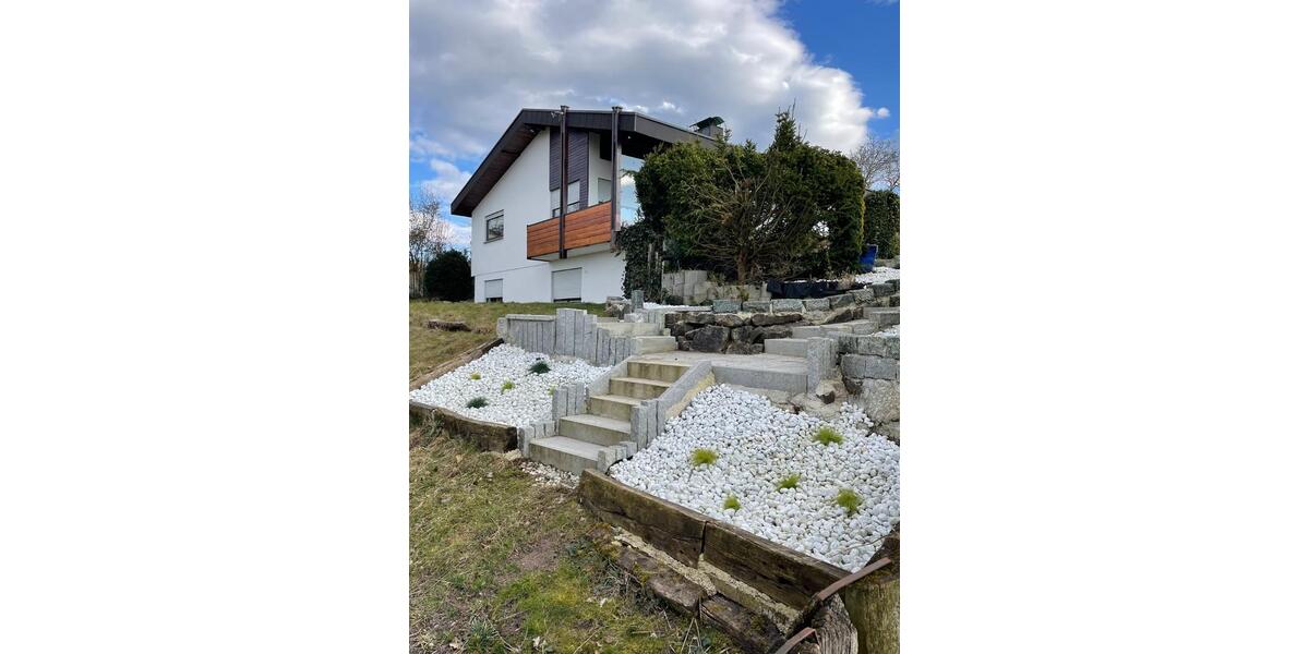 Bungalow Crailsheim - 6 Zimmer, 210 m&sup2;, 1.990&euro; | Angebot:26174918