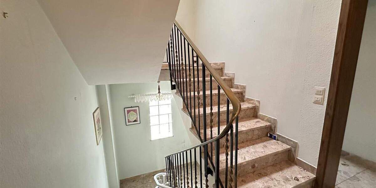 Mehrfamilienhaus, Wohnhaus Kirchberg (Hunsrück) - 8 Zimmer, 204 m&sup2;, 249.000&euro; | Angebot:25800514