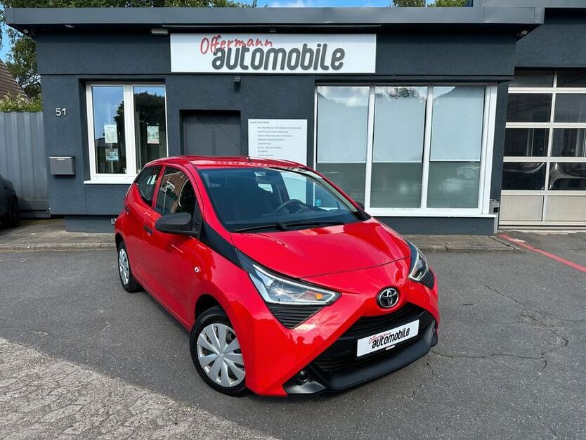 Aygo (X)