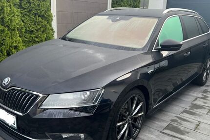 Skoda Superb 127.500 km 24.900 &euro; Vechelde 38159