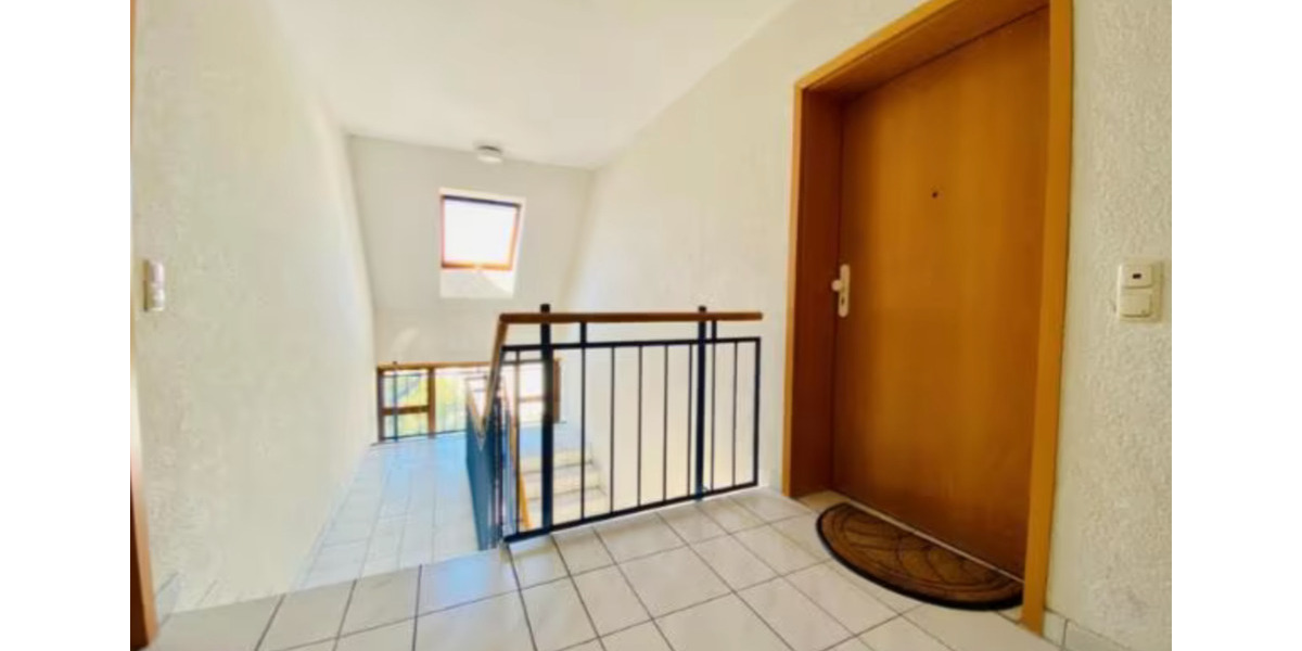 Dachgeschoßwohnung Budenheim - 2 Zimmer, 62 m&sup2;, 225.000&euro; | Angebot:25516149