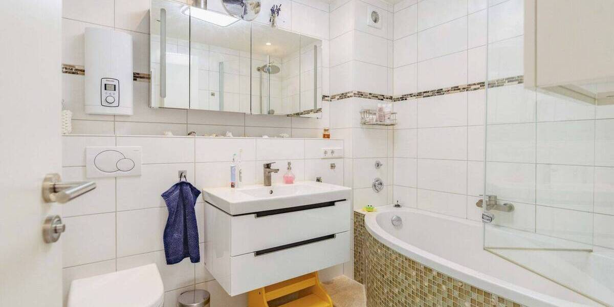 Etagenwohnung Bielefeld Jöllenbeck - 4 Zimmer, 98 m&sup2;, 249.000&euro; | Angebot:26875327