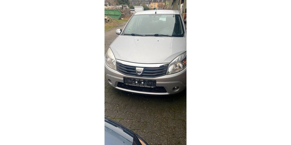 Dacia Sandero 164.000 km 1.600 &euro; Essen 45131