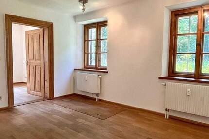 Gewerbeobjekt Miesbach - 2 Zimmer, 420&euro; | Angebot:25802331