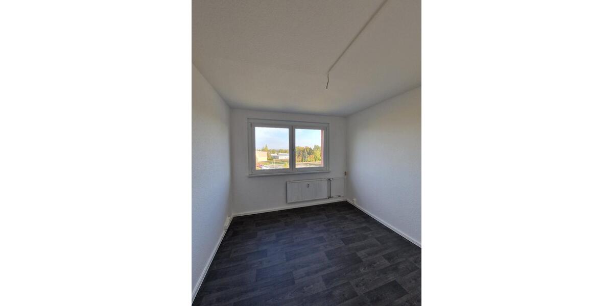 Etagenwohnung Gräfenhainichen - 3 Zimmer, 56 m&sup2;, 367&euro; | Angebot:24713395