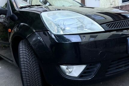 Ford Fiesta 152.000 km 1.700 &euro; Kassel 34123