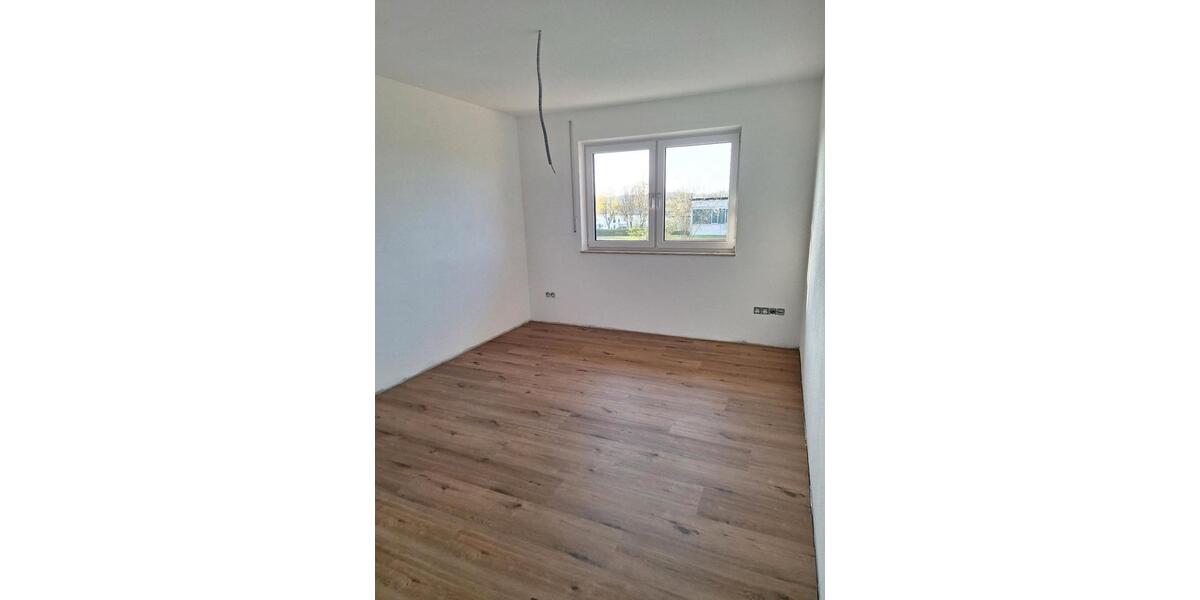 Doppelhaushälfte Gangkofen - 4 Zimmer, 133 m&sup2;, 1.300&euro; | Angebot:26672620
