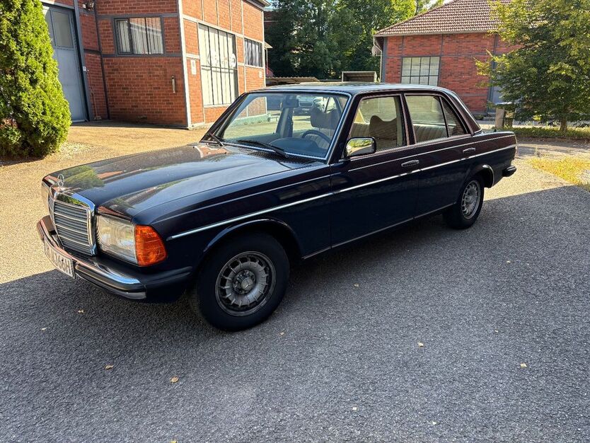 Mercedes-Benz 200 181.000 km 9.999 € Quierschied 66287