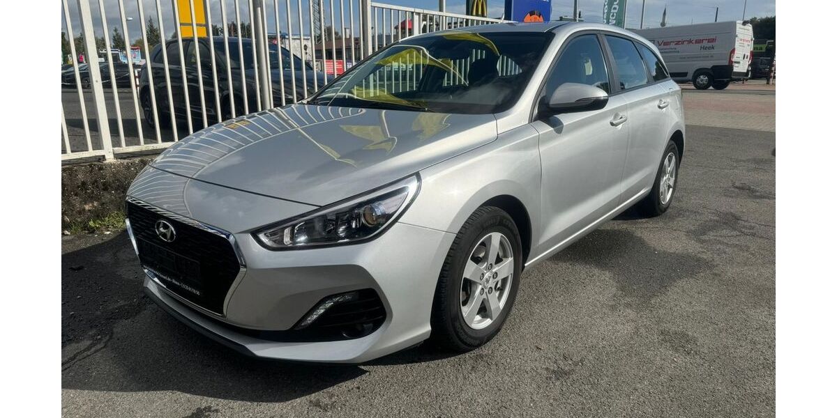 Hyundai i30 90.500 km 10.990 &euro; Ahaus 48683