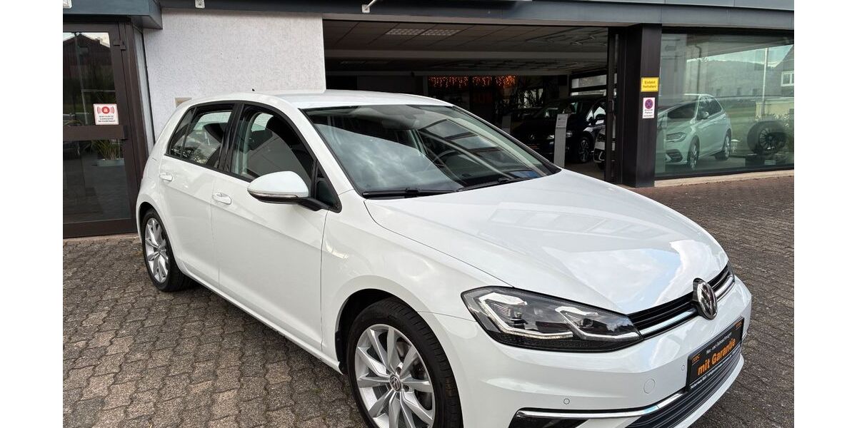VW Golf 133.972 km 13.599 &euro; Frankenau 35110