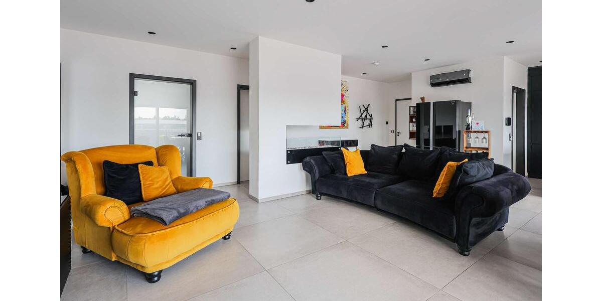 Einfamilienhaus Kehl - 3 Zimmer, 138 m&sup2;, 2.990&euro; | Angebot:26348641