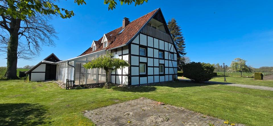 Einfamilienhaus Ennigerloh - 10 Zimmer, 250 m&sup2;, 580.000&euro; | Angebot:26702151